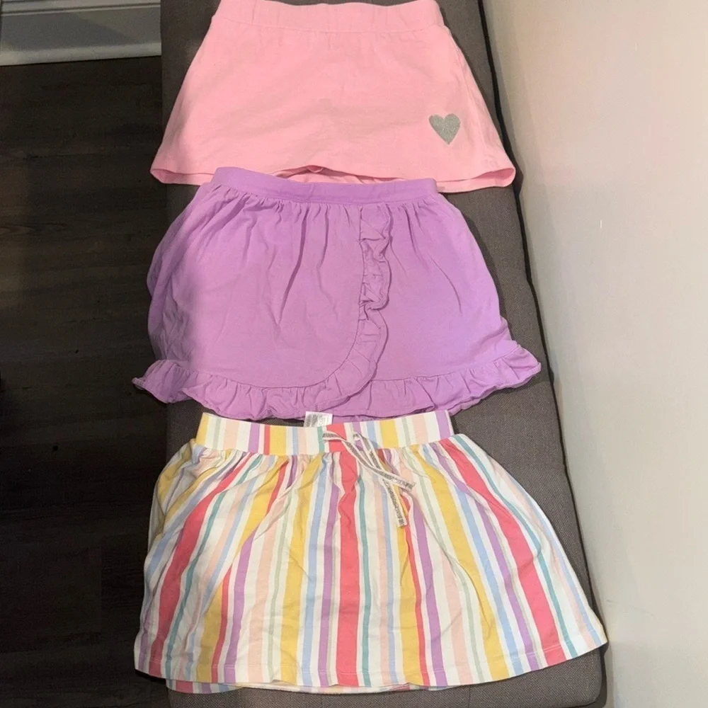 Kids Bundle Lot Matching Sets  multi color vacay summer resellers lot  7/8